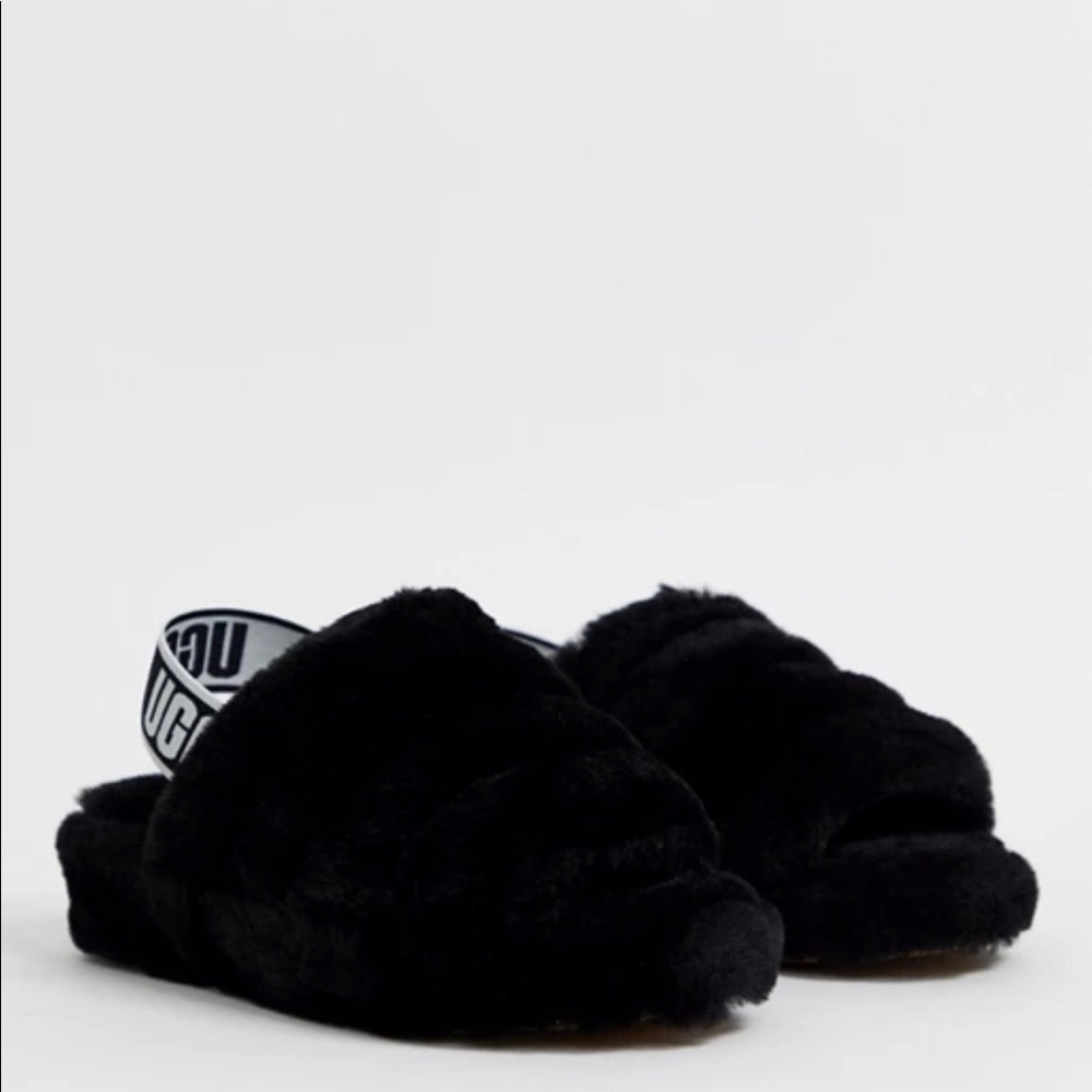 UGG FLUFF YEAH SLIDE BLACK SLIPPERS (NWT)